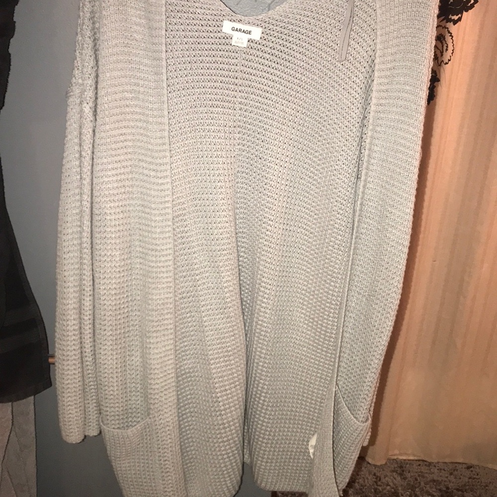 Garage cardigan